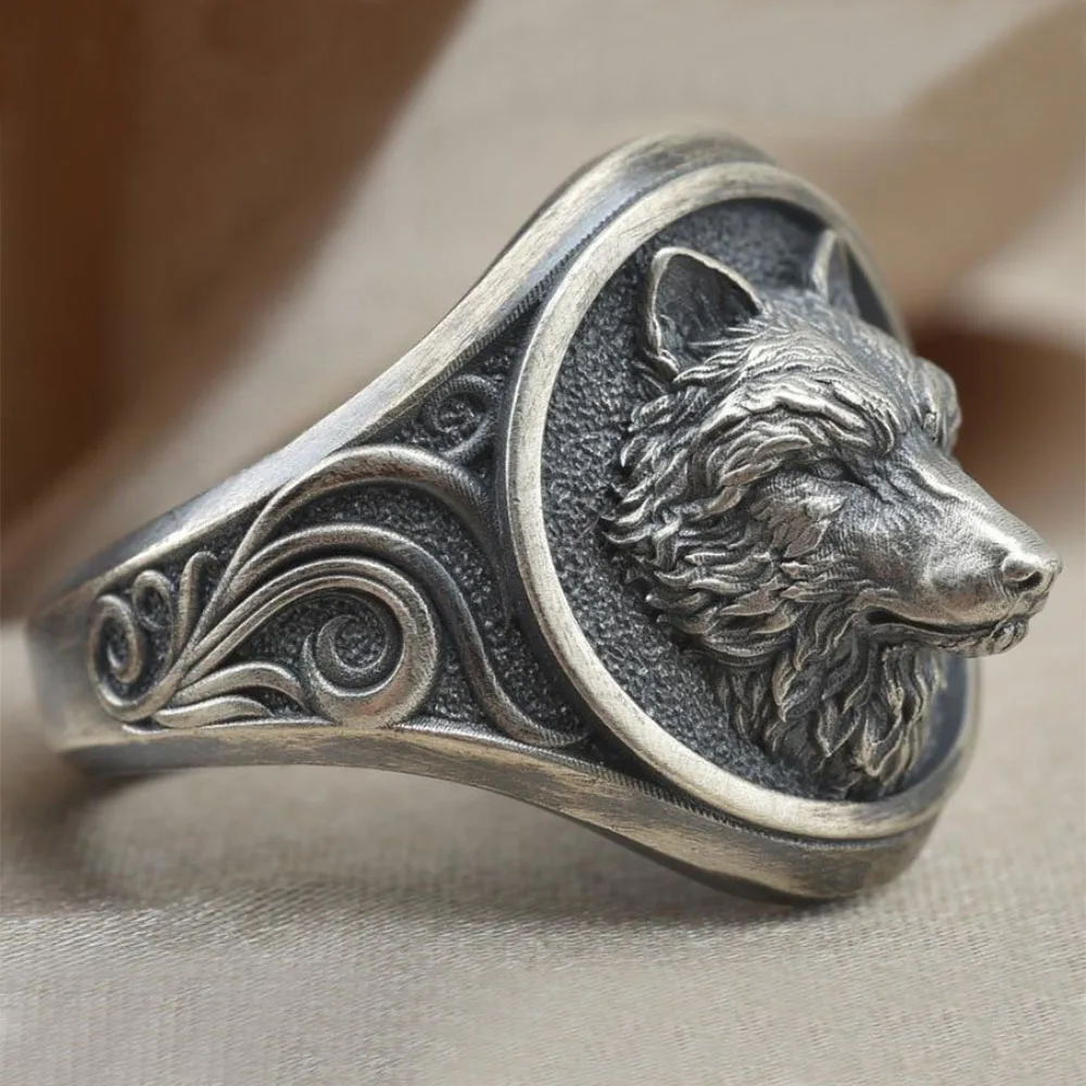 

Creative Fashion Retro Domineering Wolf Totem Men's Ring Jewelry Jewelry Gift Accessories Wholesale