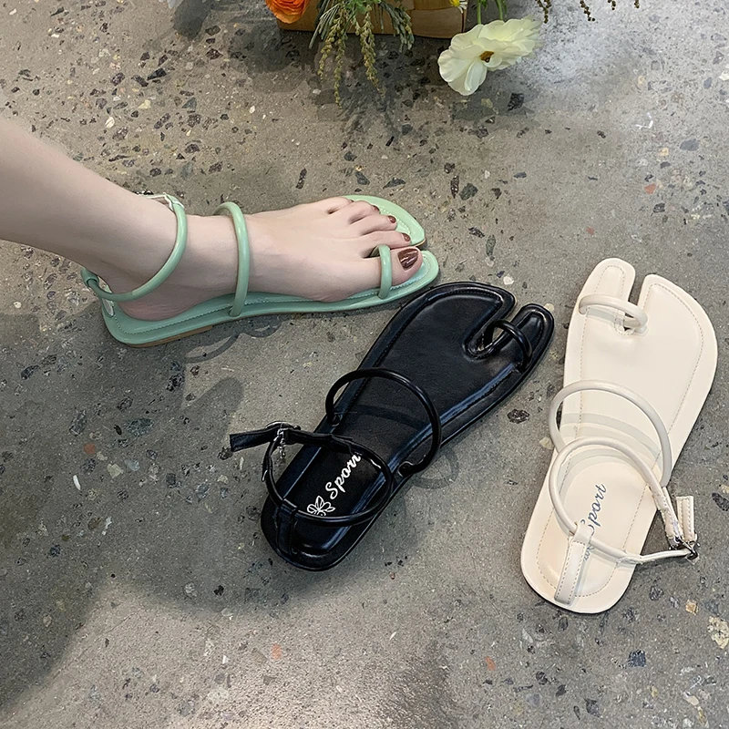 

Female Sandal 2021 Women's Beach Shoes Buckle Strap Girls New Beige Fashion Summer Flat Comfort Low Solid Rubber PU Casual Basic