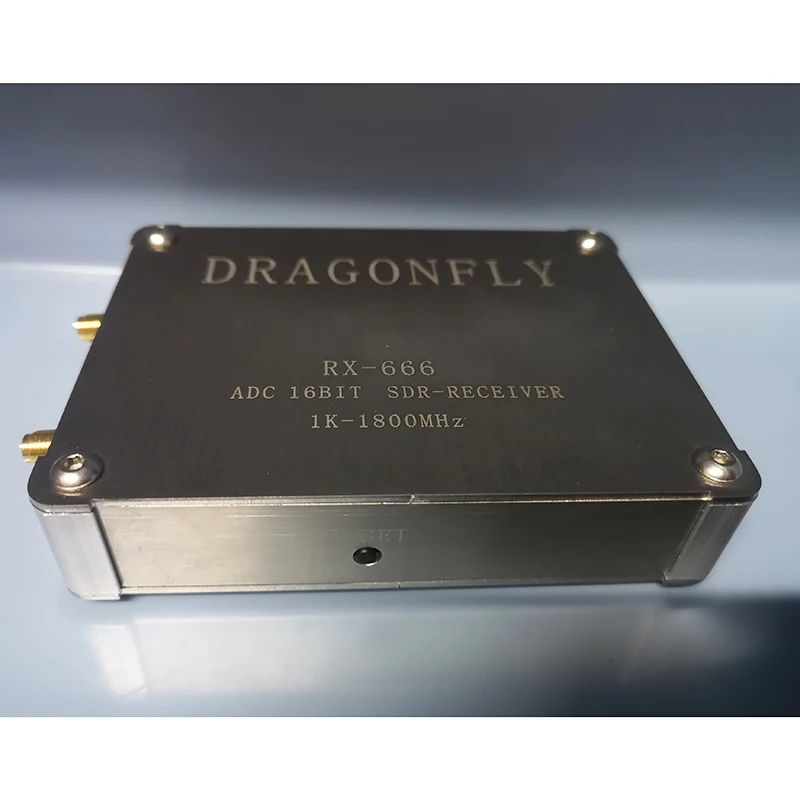 0.1PPM TCXO LTC2208 ADC SDR приемник радио 1 кГц 1800 МГц 16 бит Дискретная широкополосная