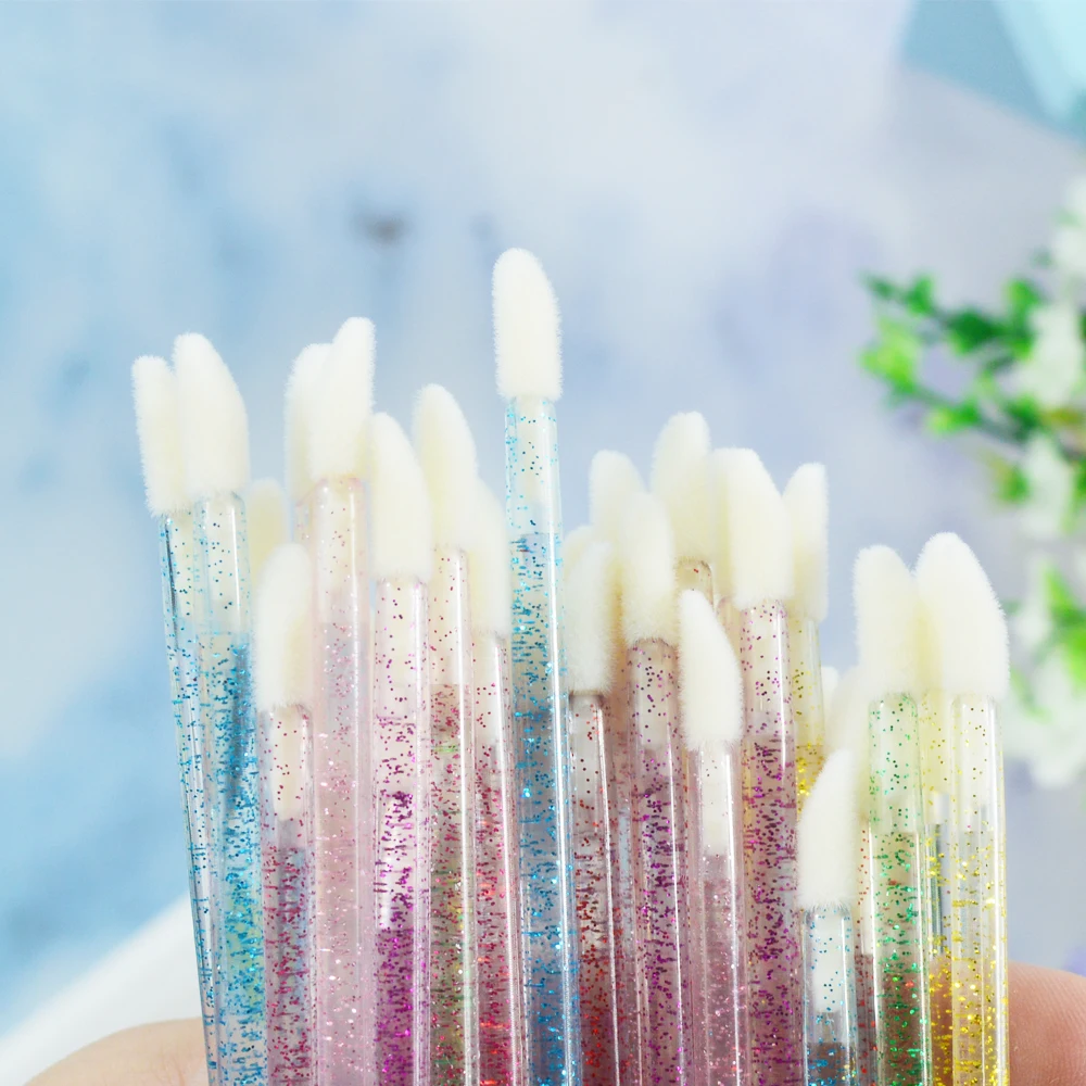 

50Pcs Disposable Lip Brush Lipstick Brush Cosmetic Lip Brush Plastic Makeup Brush Applicators maquiagem Lipstick Wands