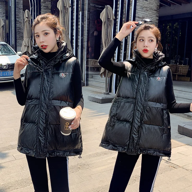 Молодежный и красивый брендовый женский жилет осенне зимняя утепленная