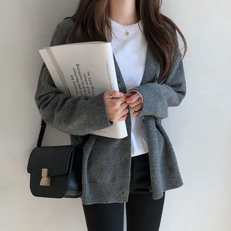 

2021 Autumn Winter Long Sleeve Cardigan Knitted Sweaters Coat & Jackets Women Vintage Cardigan Knitted V Neck Sweater Women