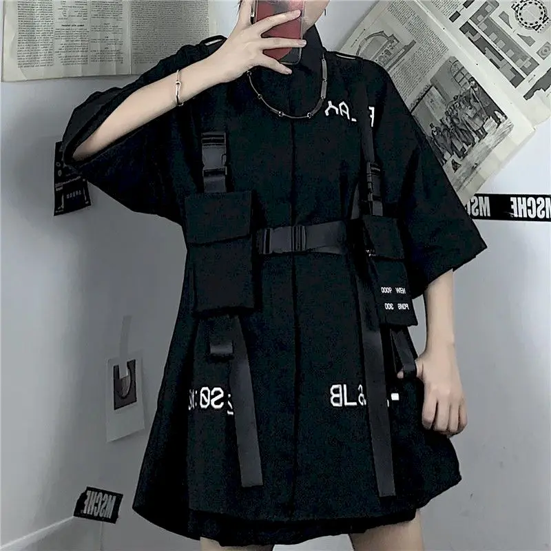 

Gothic Shirt Men Women Short-sleeved Strap Pockets Black Blouses Summer Tooling Hop Hop Loose Casual Top Mid-length Shirts