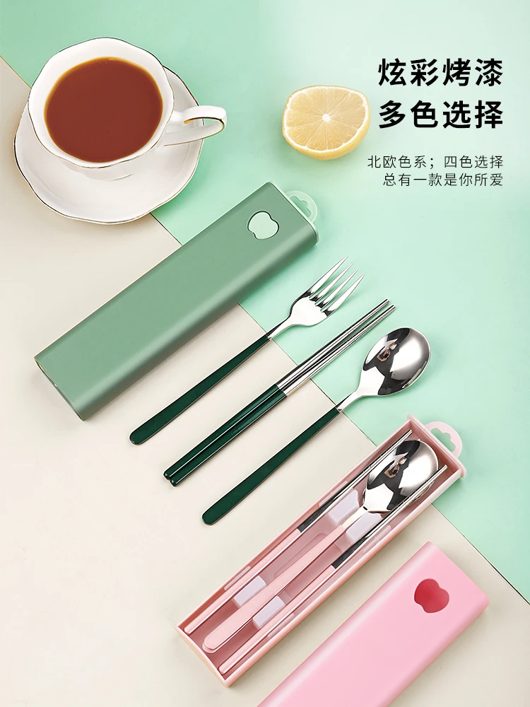 

Portable chopsticks spoon set student tableware lovely three piece set Japanese single pack office worker take out storage box