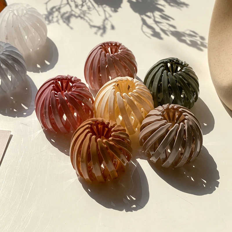 

Candy Color Bird Nest Expand HairPins Women Ponytail Plastic Resin Hair Claws Headgear Ponytail Buckle Hair Clip Accessories
