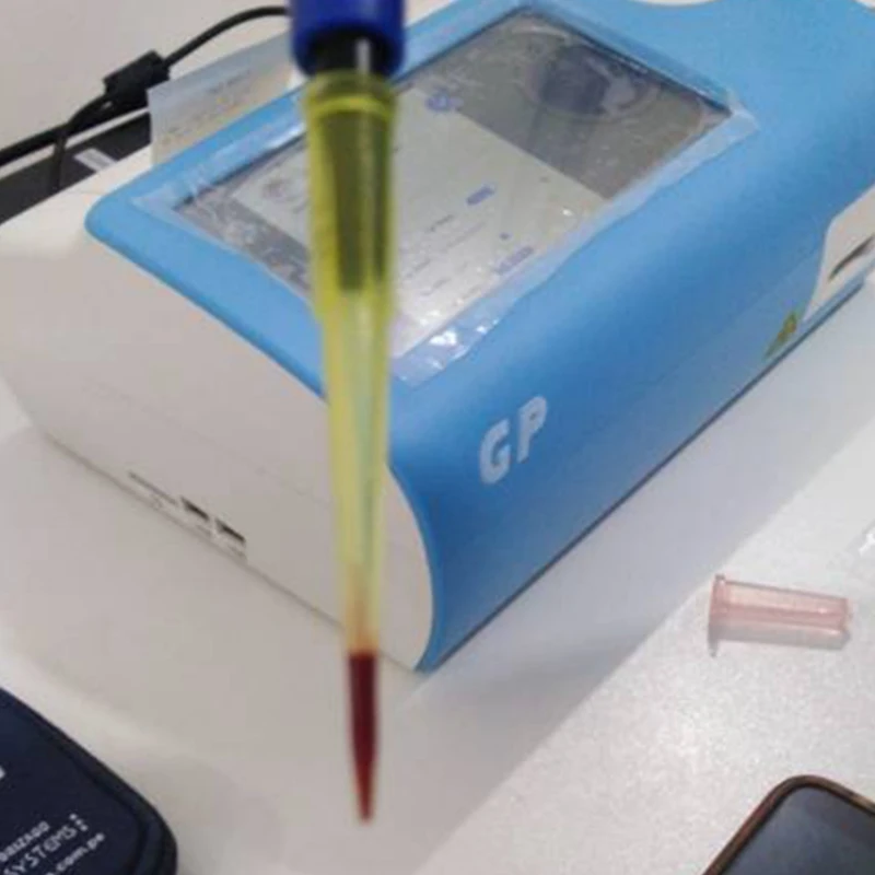 

DP-1100 Quantitative Immunofluorescence Analyzer Portable Immunoassay Analyzer POCT Immunoassay Meter