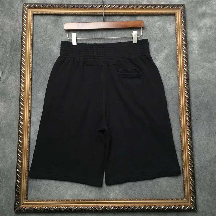 

New Novelty high quality Men Luxury Side Metal Rivets Comfortable Classic Striped Skateboard Street Cotton Casual Shorts #D51