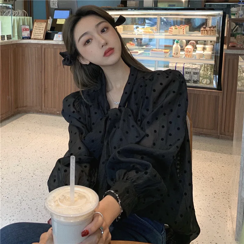 

2021 spring retro polka dot bow knot sweet elegant shirt 2021 new all-match spring shirt 2021 new felmale tops chic streetwear