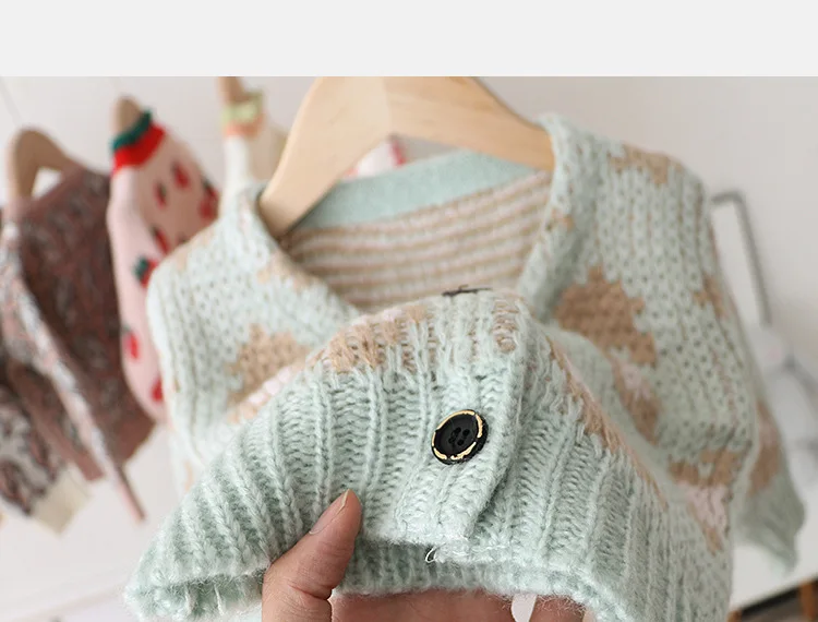 

Winter kids baby girls autumn warm thicken full sleeve V-neck top coat Cardigan toddler Cute knitted clothing sweater 1-6Y