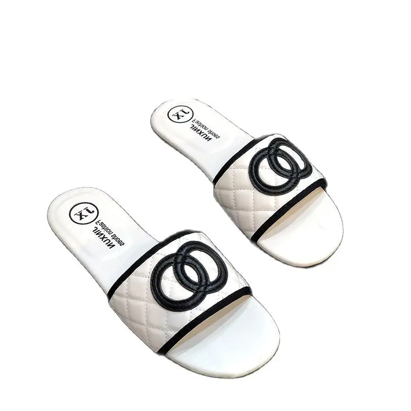 2021 женские сандалии на плоской подошве шлепанцы женская верхняя одежда