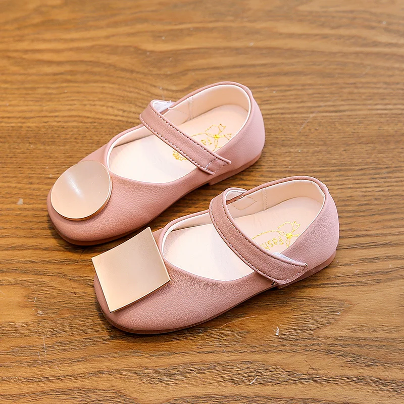 Женские тонкие туфли с закрытым носком принцессы на плоской подошве маленькие