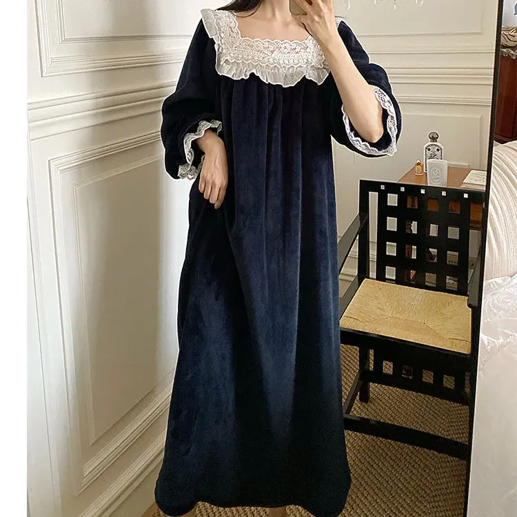 

Autumn Winter Woman girl Mother Nightgown With thick pajamas Fairy Princess coral velvet V-neckline Lace Flower Sleepwear For G