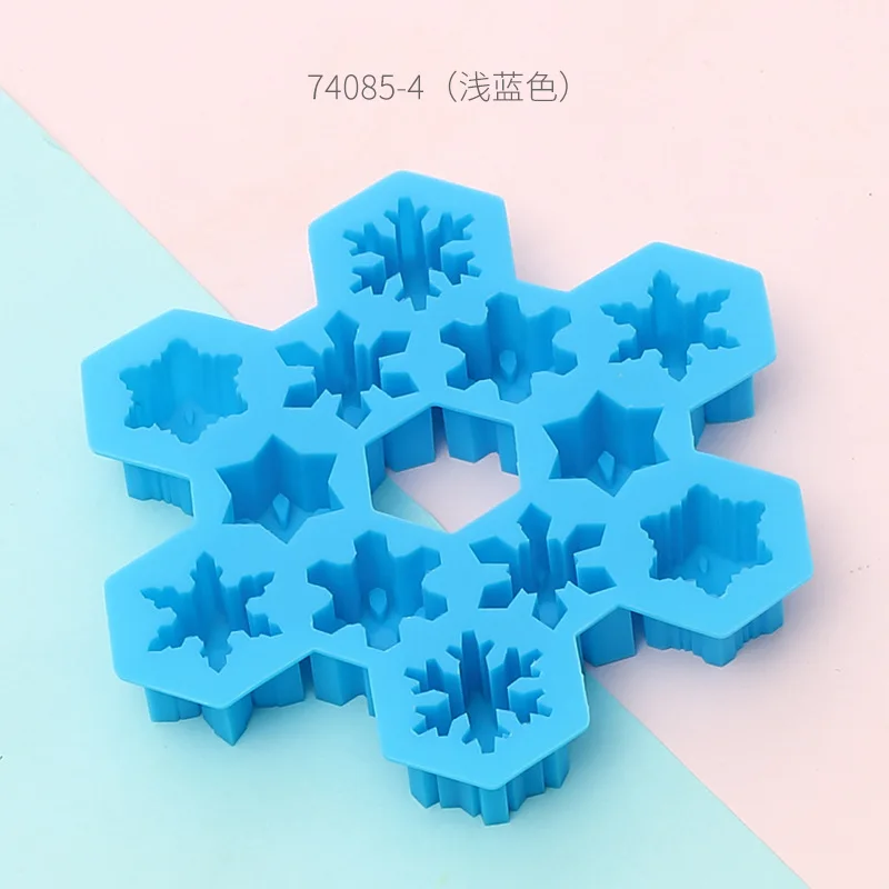 blue Снеговик ледяной кубик лотки силиконовые формы для льда 6 различных снежных хлопьев кубики льда для коктейля 3D рождественские конфеты шоколадная форма k298 - Цвет: blue