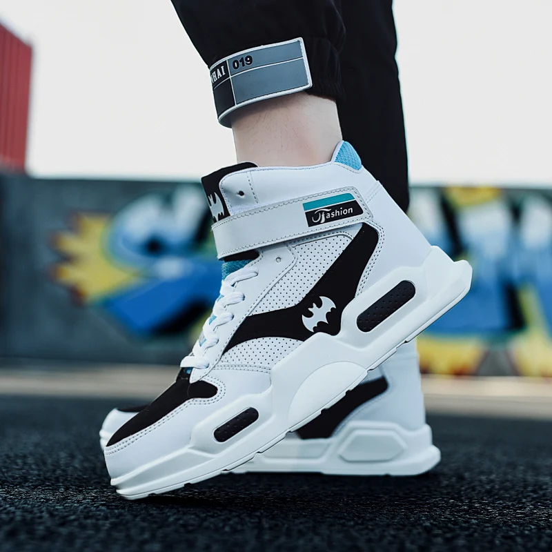 

2020 New Men Skateboarding Shoes Casual Sneakers High Top Trainers High Quality Man Hip Hop Sports Flats Shoes Zapatillas Hombre