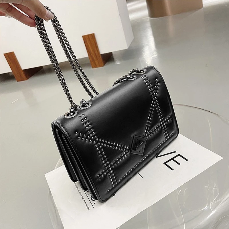 

Женская сумка на плечо из ПУ кожи, с металлической цепочкой