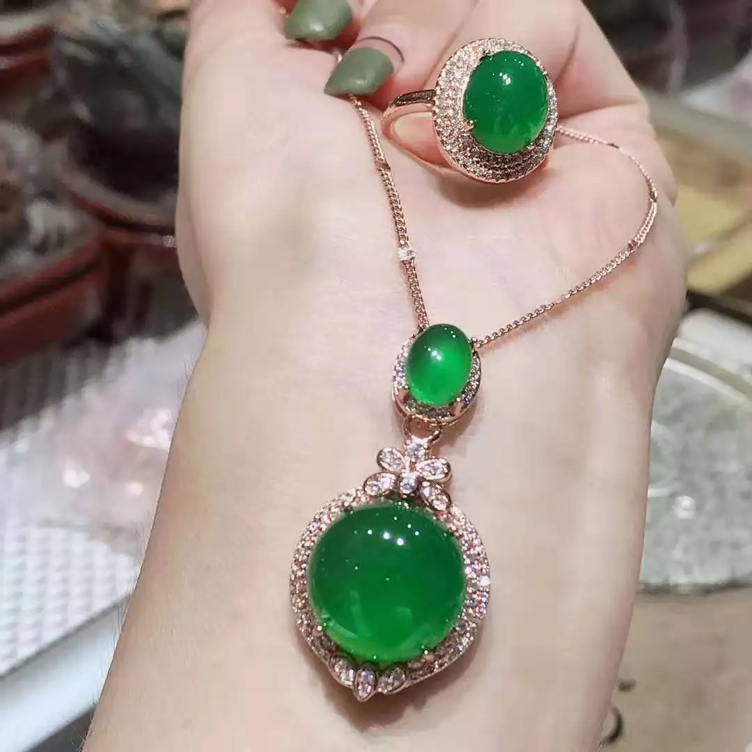 

Designer Jewelry Glass Jadeite Egg Noodle Safety Buckle Necklace A Goods Hanging Pendant