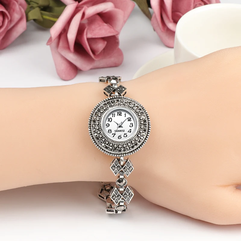 Женские винтажные кварцевые наручные часы женские с черным кристаллом браслет