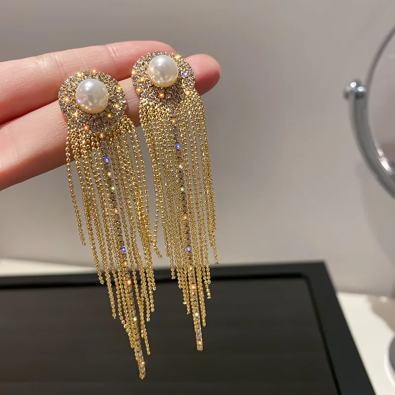 

IOY IRENE Vintage Tassel Dangle Earrings For Women Crystal Chain Full Rhinestone Earrings 2021 Fashion Show Jewelry