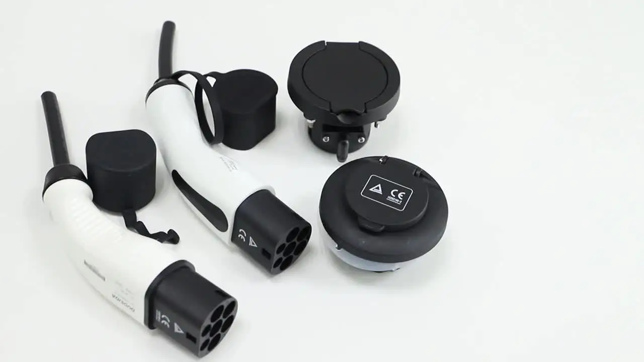 

Зарядный штекер CCS 2 EV, IEC DC 150A DUOSIDA combo2