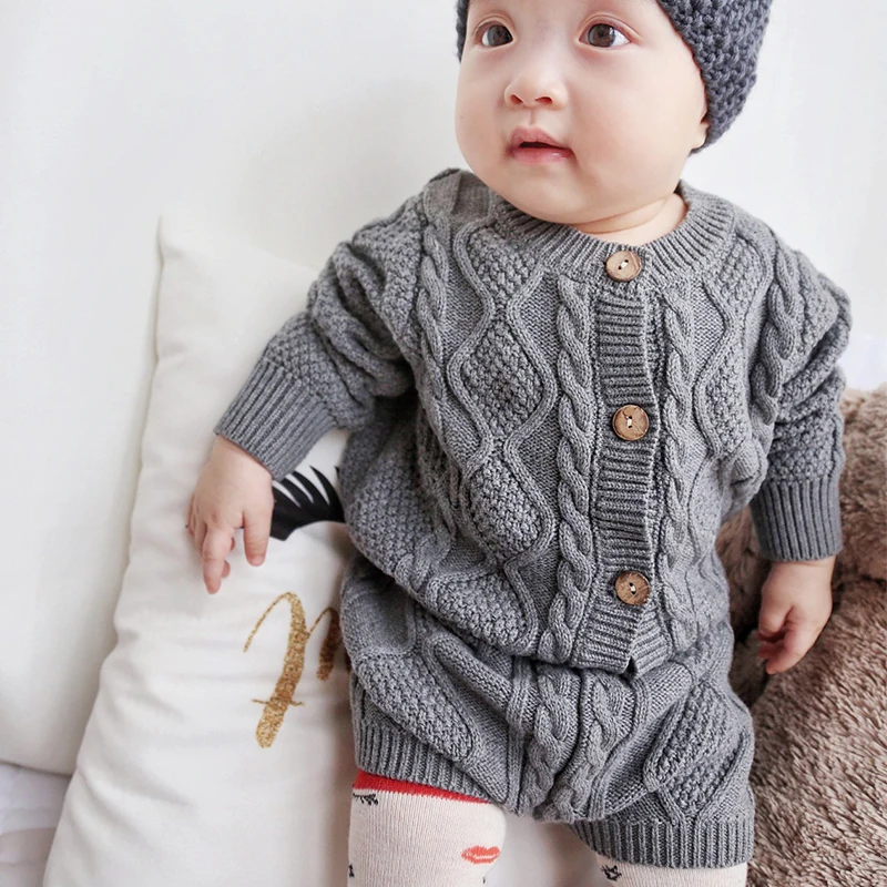 

Toddler Girls Boys Suit Autumn Winter Children Clothing Boys Girls Baby Knit Sweater Cardigan + Shorts Suit Baby Clothes Suit