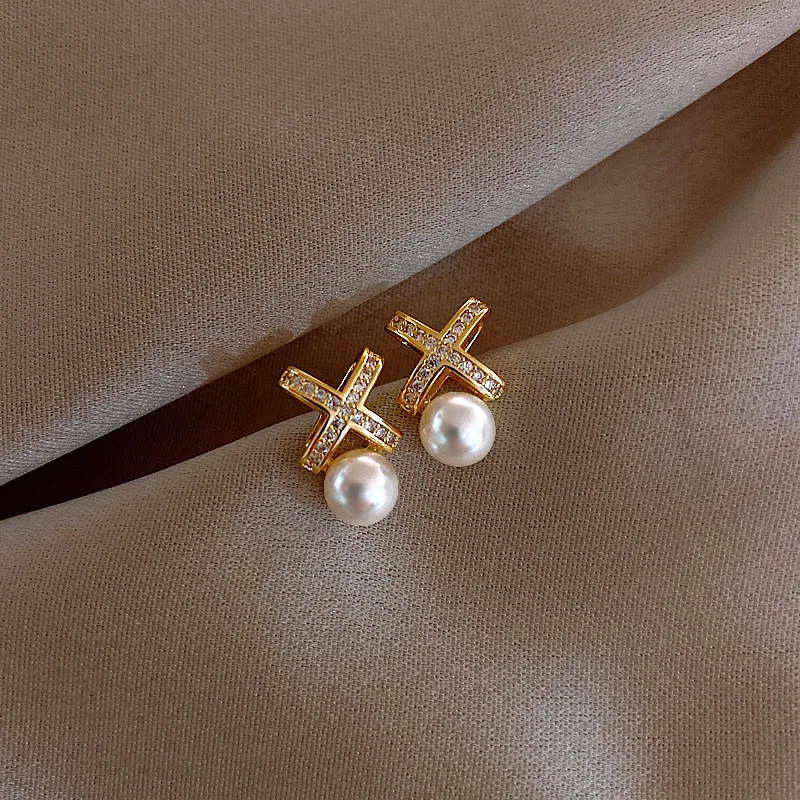 

Cross pearl earnail temperament female exquisite earring new style tide contracted web celebrity fashion earring