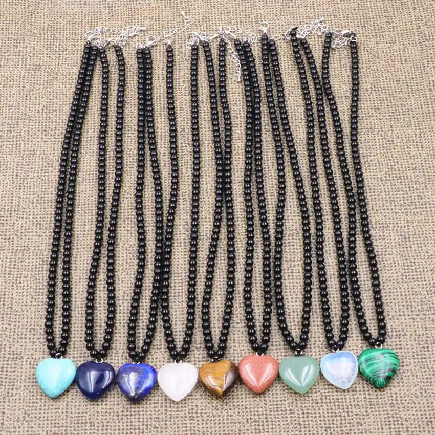 Короткое ожерелье с подвеской в виде сердца лазурит тигровые глаза кристалл