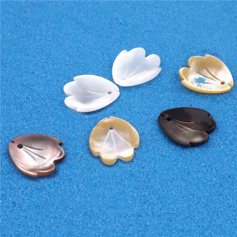 

10pcs Natural Shells flower petal shape Charm Pendant Brown White yellow Shell for Jewelry Accessory DIY Earring Ncklace Making