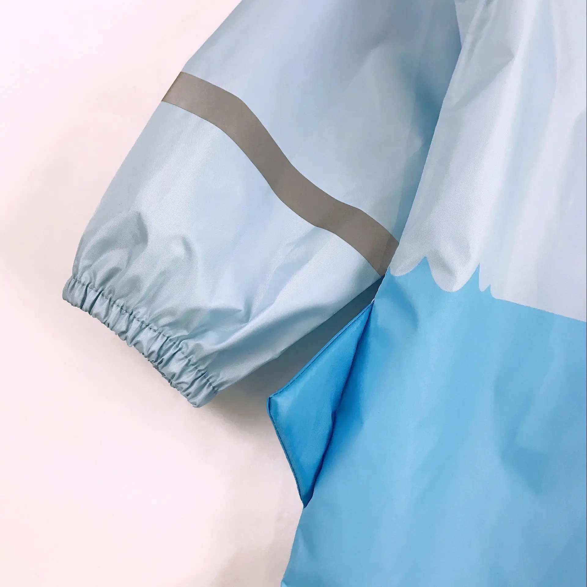 Бренд пальто в стиле унисекс для маленьких мальчиков дождевик девочек куртка