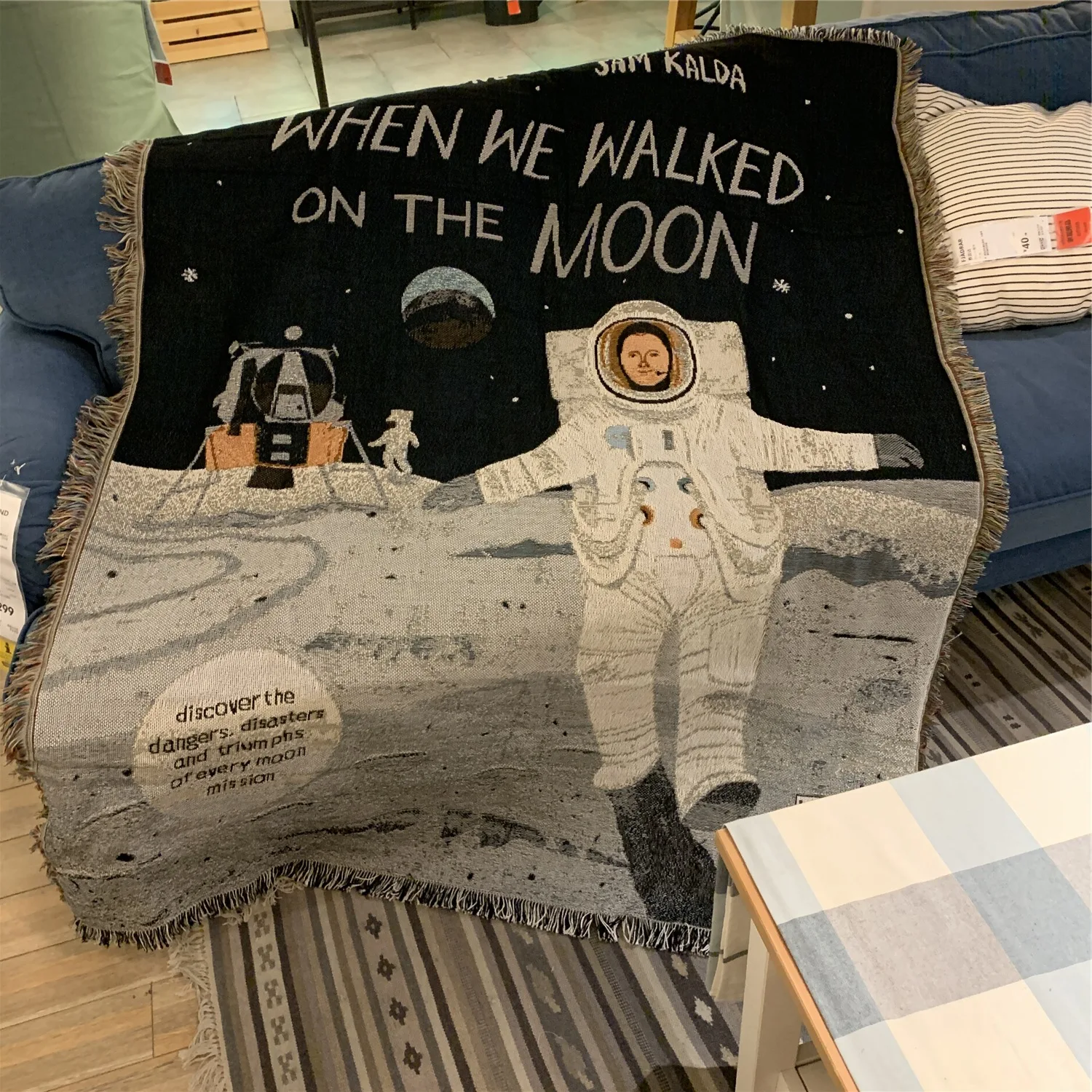 

Moon walk astronaut sofa blanket cotton creative decoration leisure blanket for Bed throws Bedspread nordic tapestry Carpet