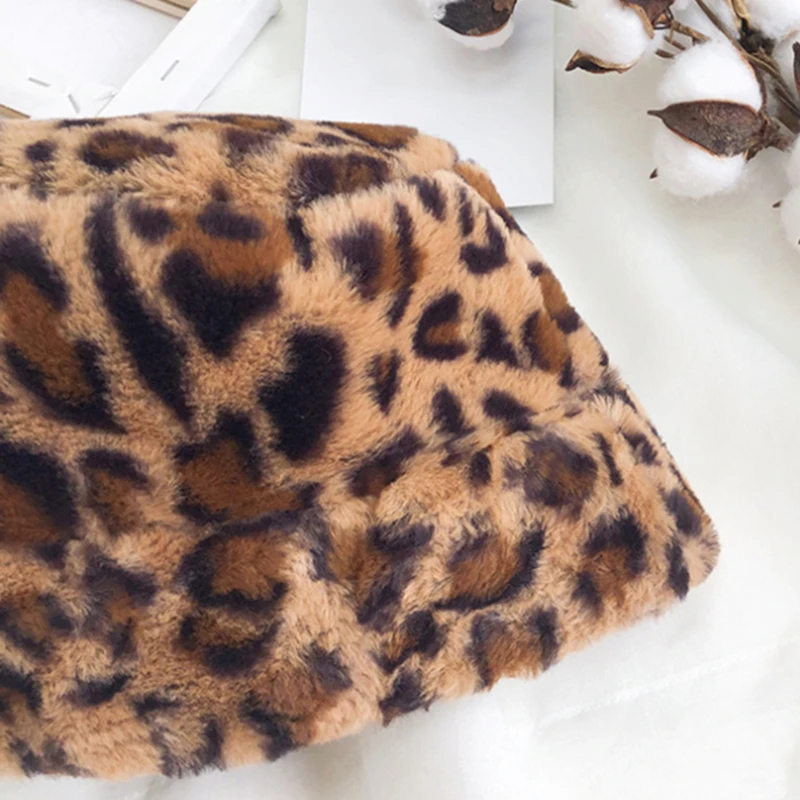 

Fashion Winter Leopard Faux Fur Bucket Hats For Women Girl Print Plush Velvet Warm Panama Black Fisherman Hats