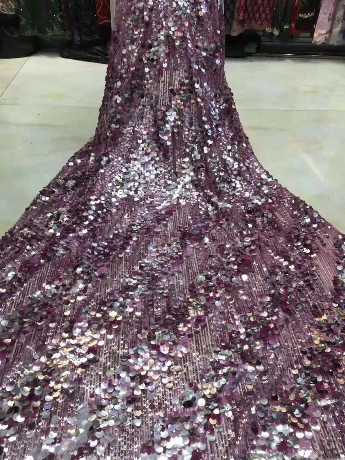 

Многоцветная блестящая вышивка из Южной Кореи, фланелевая вышивка с блестками-первый выбор для осенних и зимних платьев