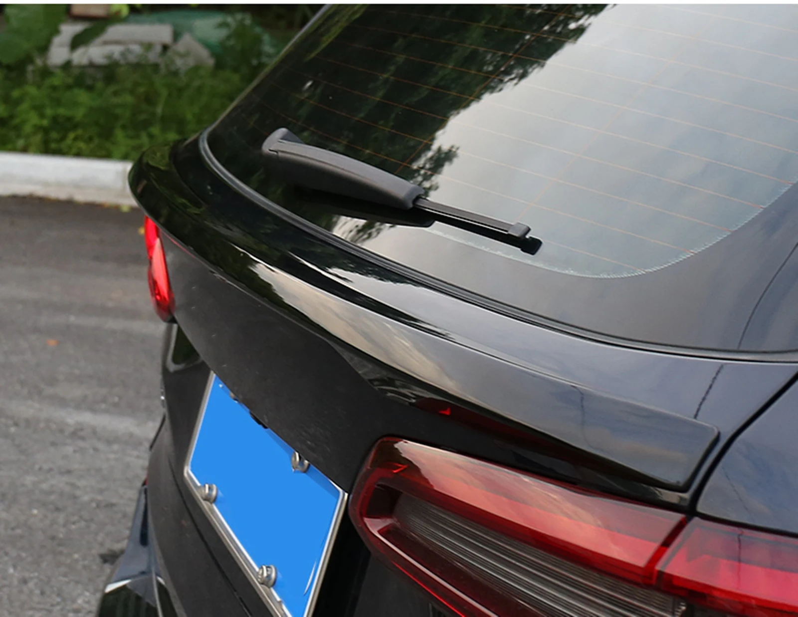 

Rear Trunk Spoiler Wing For BMW X5 G05 2019 UP ABS Glossy Black Tailgate Upper Tail Window Boot Middle Trim Bumper Splitter Lip