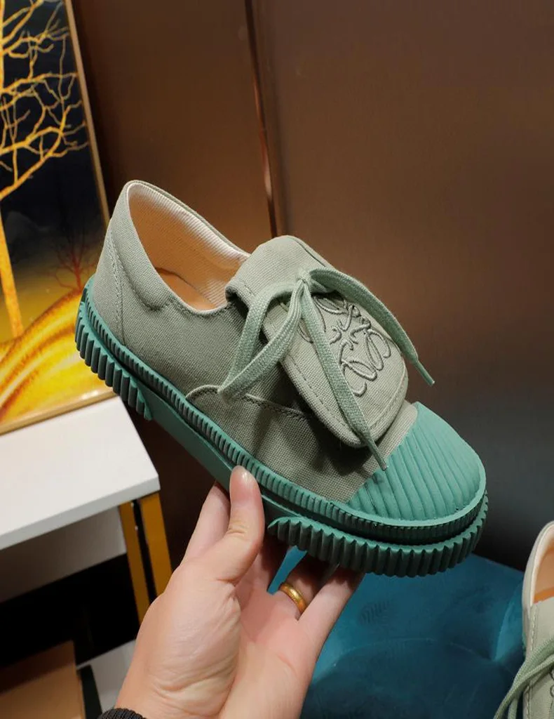 

New Women's Sports Shoes Embroidery Big Clamshell Women's Shoelaces Shell Toe Casual Ladies Sports Sneakers Outdoor Canvas Shoes