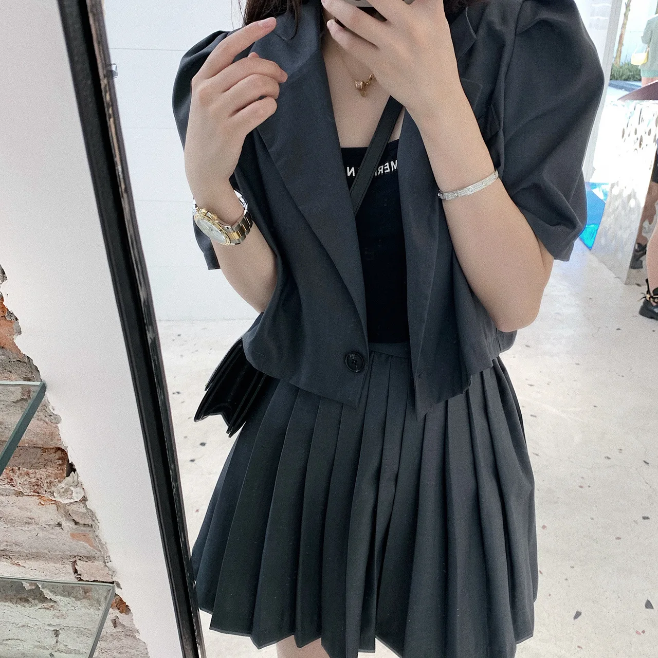 

TVVOVVIN Short Tops 2020 Summer New Single-breasted Office Lady Notched Collar Solid Short Sleeve Casual Coat Girl Female B017