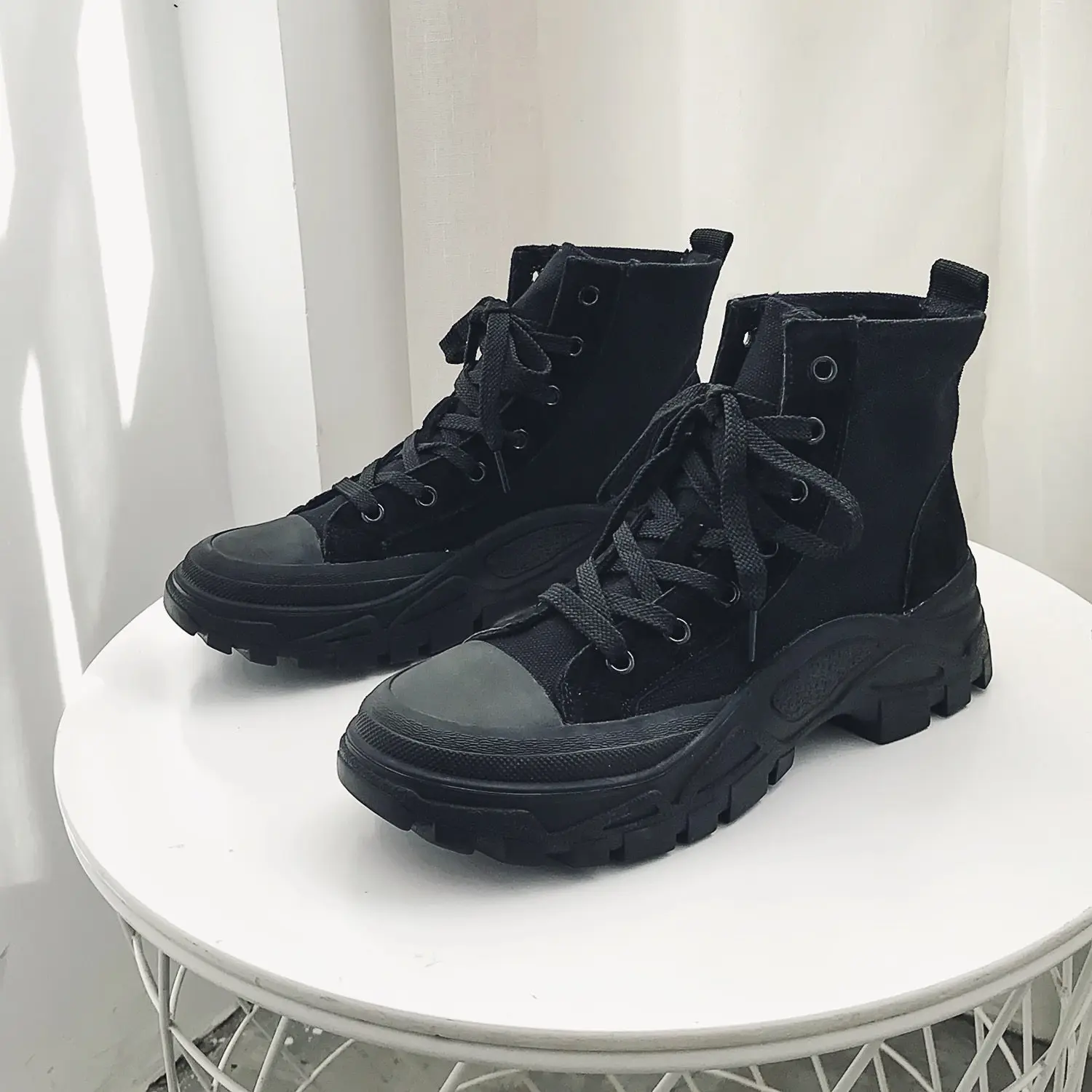 Ботинки мужские с круглым носком повседневные мотоциклетные однотонные ботинки