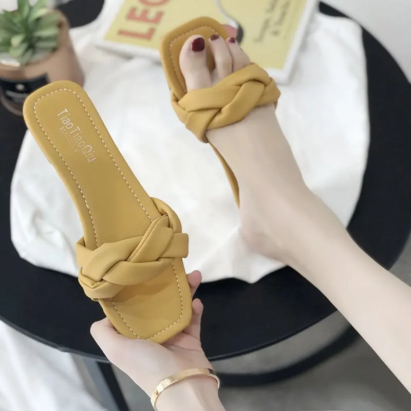 

Beach Shoes Woman Heel Flat Summer Slippers for Women 2021 Indoor Slipper Female Designer Slides Beach Shoes Women Slippers Home