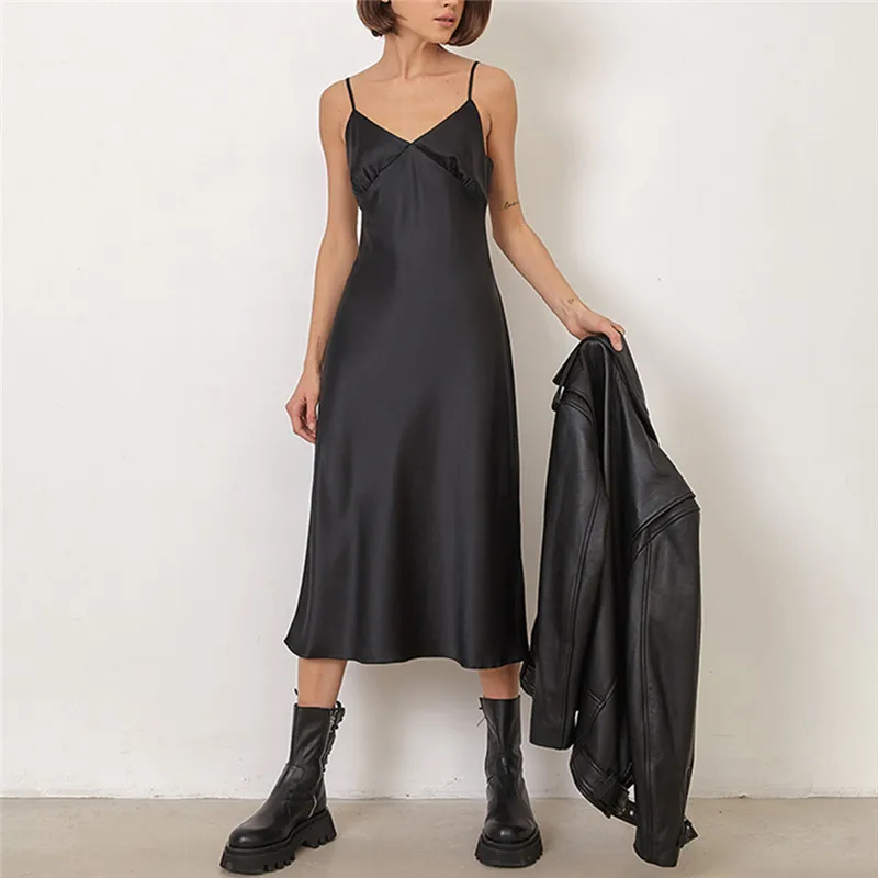 Женские сексуальные платья на бретельках вечерние футляры до середины икры