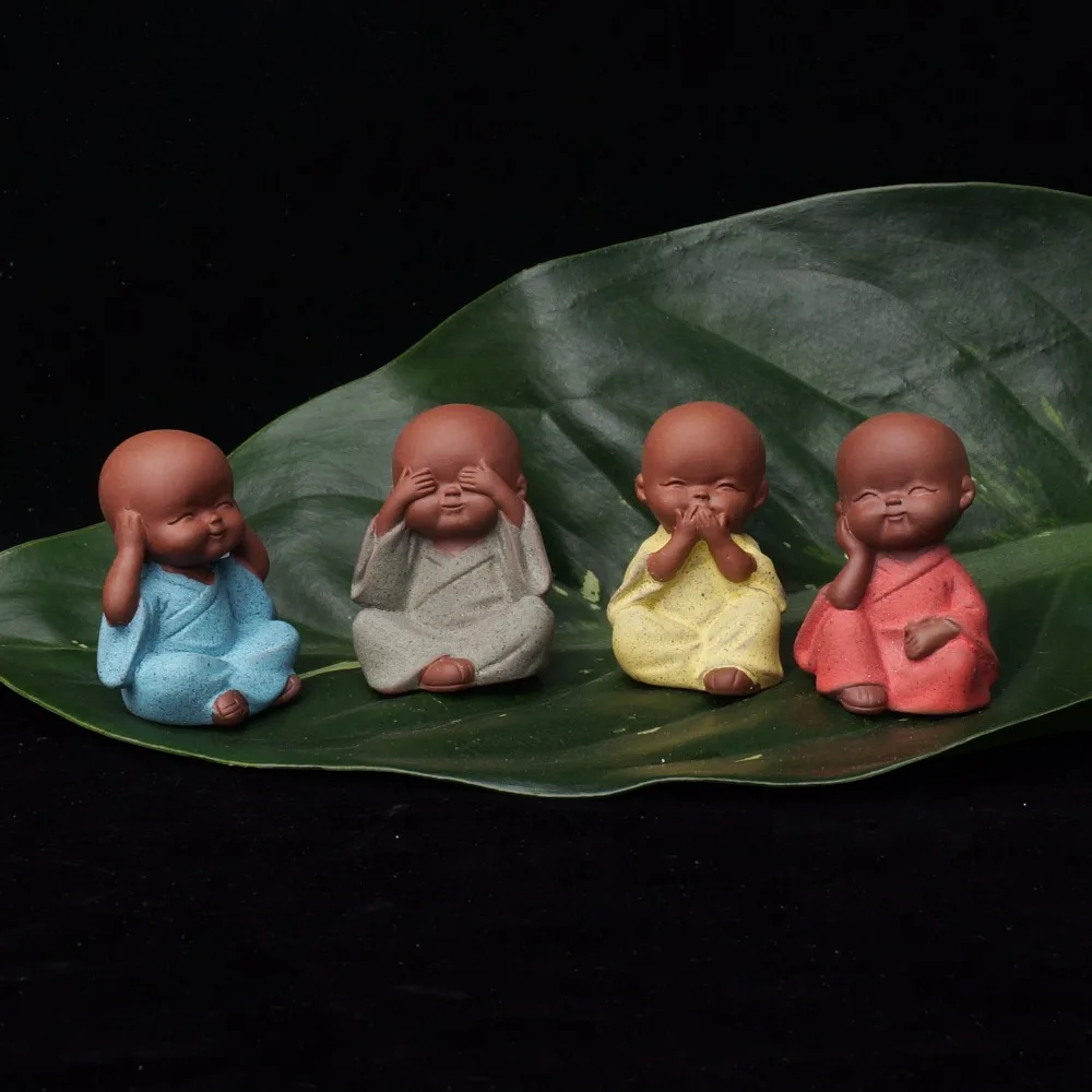 

Small Buddha Statue Monk Figurine Tathagata India Yoga Mandala Tea Pet Purple Crafts Decorative Ceramic Ornaments Monk