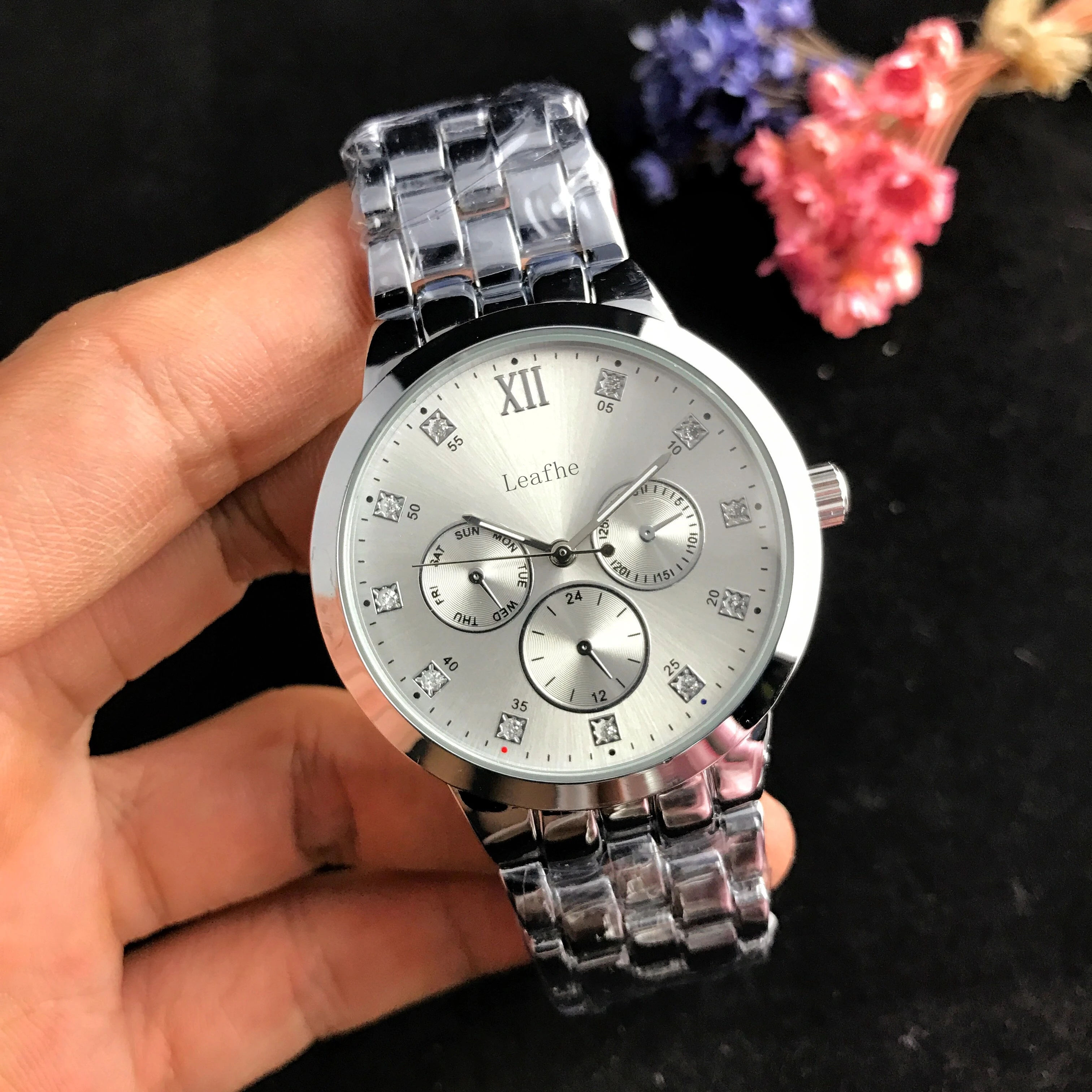 

Fashion Diamond Women's Watches Butterfly Clasp Stainless Steel Strap Quartz Watch Black Clock First Choice Gift