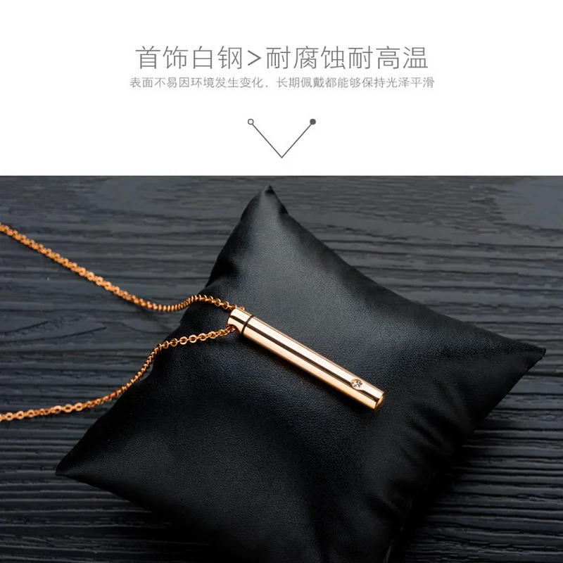 

Fashion Titanium Steel Cylindrical Commemorating Relatives Pets Creative Cinerary Box Perfume Bottle Pendant Necklace Jewelry