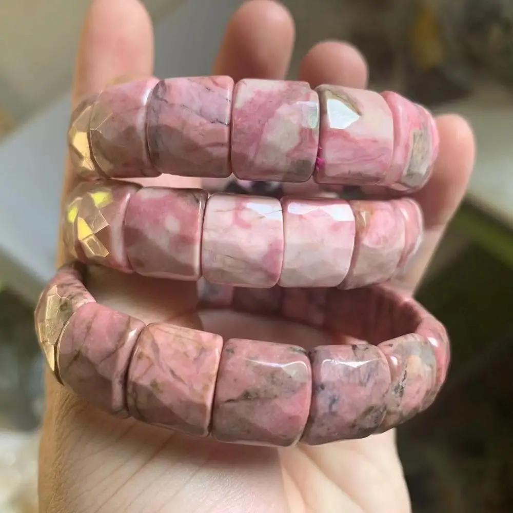 Браслет из натуральных бусин с камнем родонит браслет природными камнями сделай