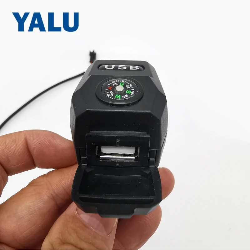 Зарядное устройство USB для мотоцикла скутера с крючком шлема водонепроницаемый