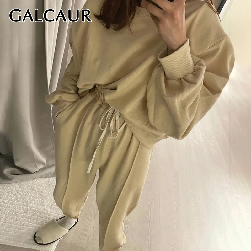 

Комплект из двух предметов GALCAUR Женский, Модный повседневный топ с круглым вырезом и длинными рукавами, свободные брюки с завышенной талией,...