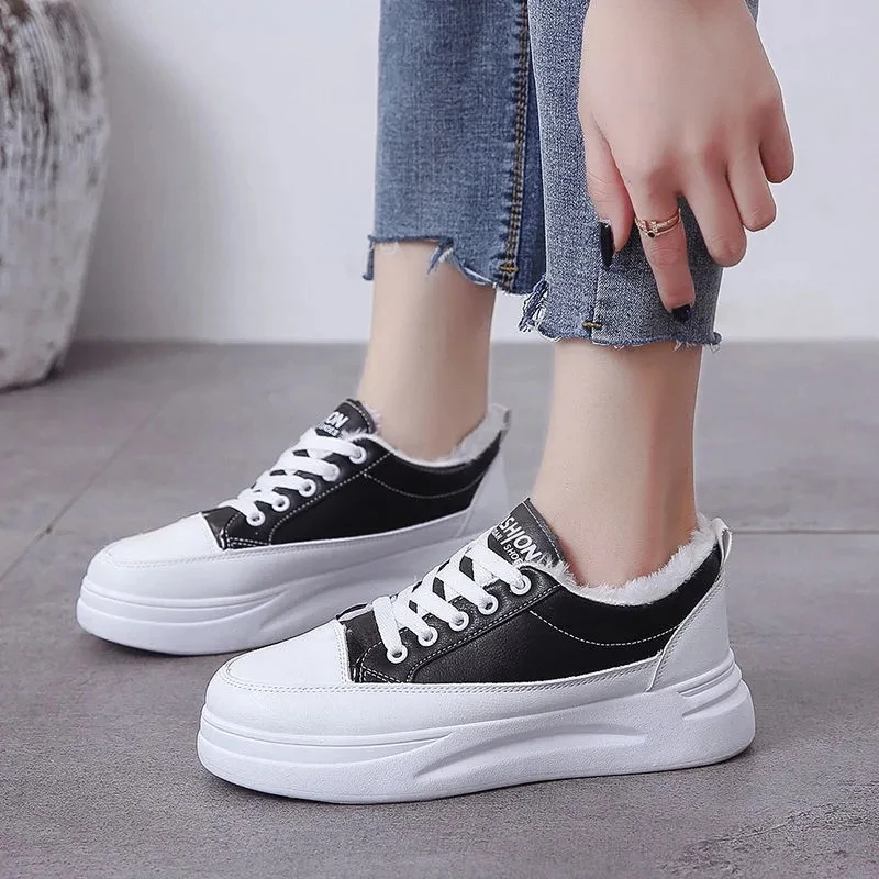 

2021 New Trendy Sneakers Thick Bottom Vulcanized Shoes For Women Hidden Platform Girls Casual Canvas Shoes