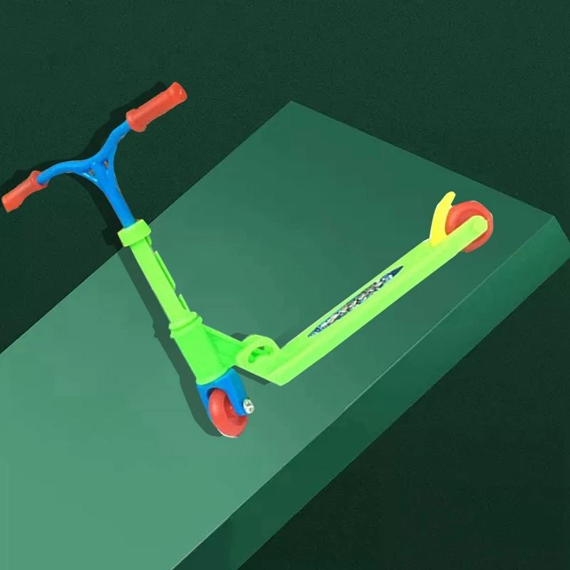 Минимодель скутер для пальца модель со скейтбордом детей детские развивающие