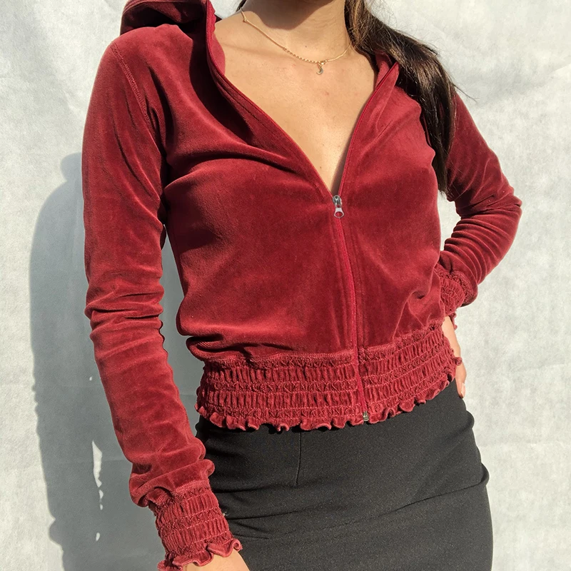 

Женская бархатная укороченная толстовка с капюшоном и длинным рукавом