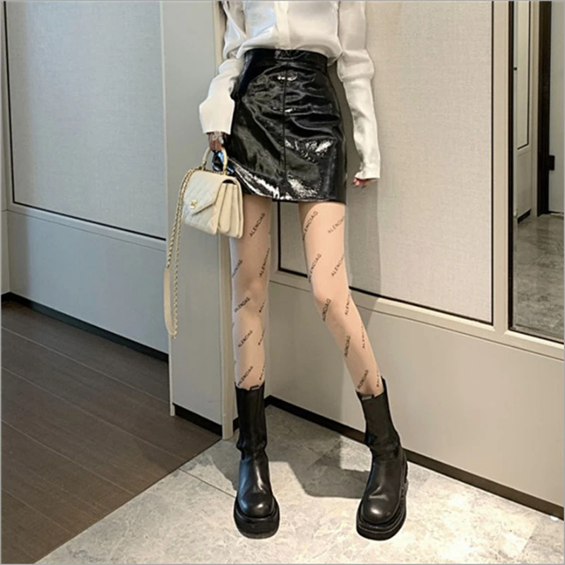 

2021 Hot Women's Stockings High-end Letter Black Stockings Spring, Autumn And Summer Thin Style with Sexy Luxury Black Pantyhose