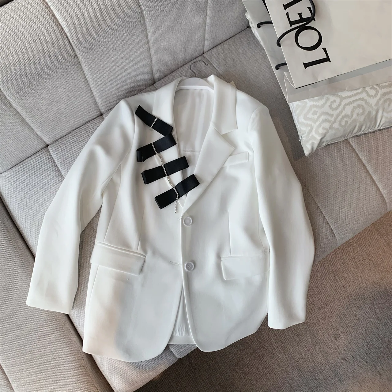 

SuperAen Korean 2021 Spring White Suit Jacket Women's New Design Long Sleeve Fashion Blazer Suit Top Office Lady Blazers