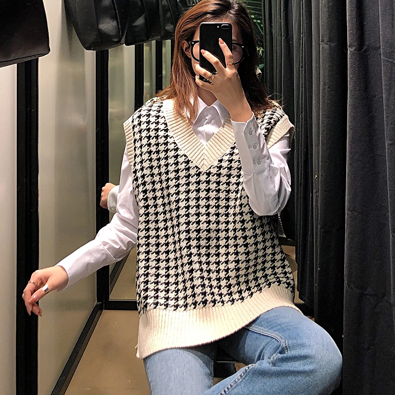 

Women Casual Oversized Knitted Vest Sweater Lady V Neck Sleeveless Houndstooth Loose Female Waistcoat Chic Tops Pop Nice Pop
