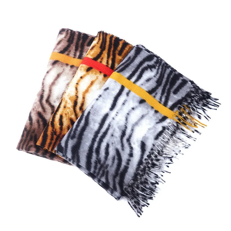 

Women's scarves, fashionable and versatile chemical fiber scarves, wild leopard print warm shawl scarves for women, 190 * 75cm